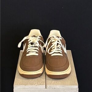 Nike Air Forces, great condition and only worn once. 100$